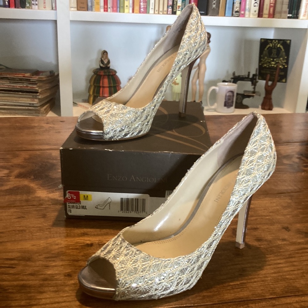 2 for $15 Enzo angiolini - Picture 13 of 15